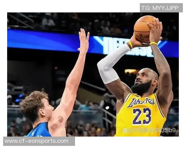 詹姆斯昨战未获罚球机会三四次明显犯规未被裁判判罚引发争议