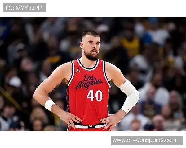 祖巴茨单场狂揽33分18篮板创快船队史近20年新纪录